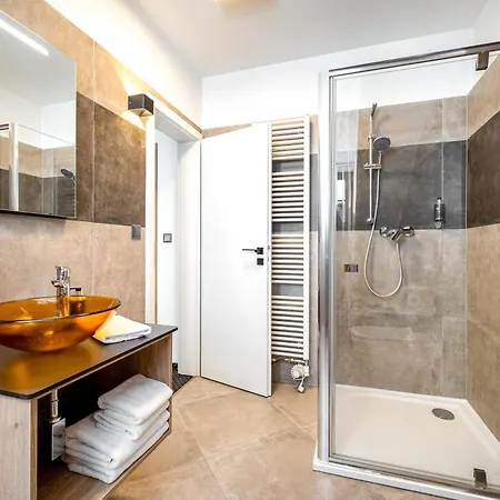 Golden Crown 게스트하우스