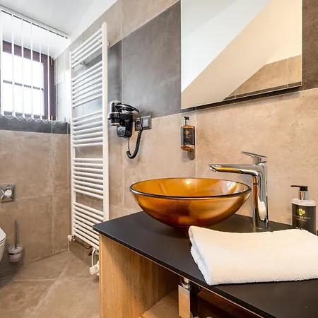 Golden Crown 4* Чески-Крумлов