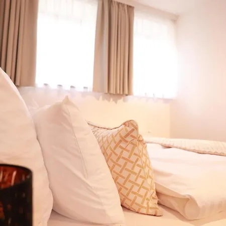 Golden Crown Гостевой дом Чески-Крумлов