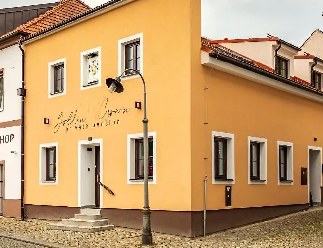 Golden Crown Casa de hóspedes 4*