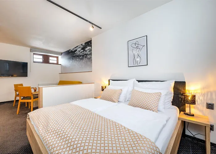 Golden Crown Gæstehus